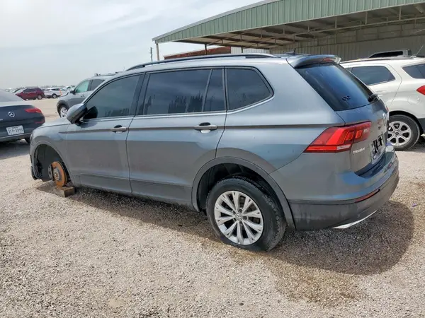 3VV1B7AX1LM072640 2020 VOLKSWAGEN TIGUAN - Image 2
