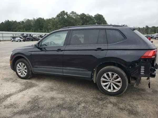 3VV1B7AX1LM080396 2020 VOLKSWAGEN TIGUAN - Image 2