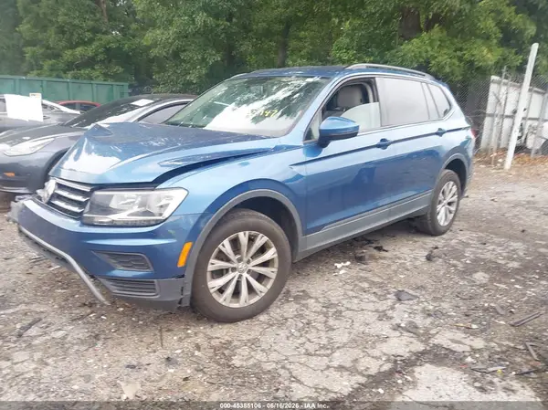 3VV1B7AX1LM082147 2020 VOLKSWAGEN TIGUAN - Image 2