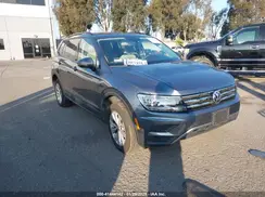 3VV1B7AX1LM098879 2020 VOLKSWAGEN TIGUAN