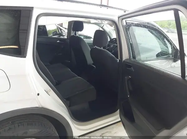 3VV1B7AX1LM110352 2020 VOLKSWAGEN TIGUAN - Image 8