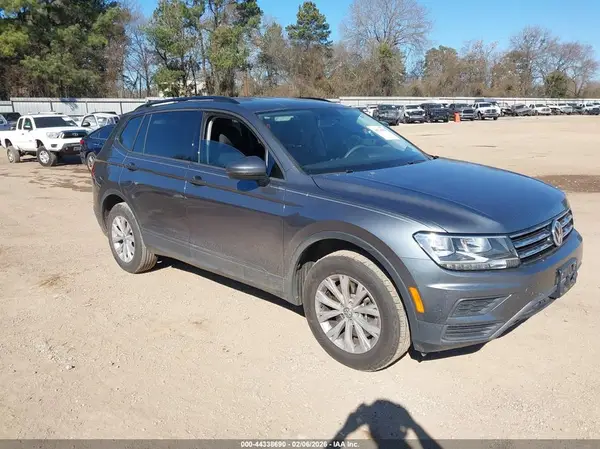 3VV1B7AX1LM134442 2020 VOLKSWAGEN TIGUAN - Image 1