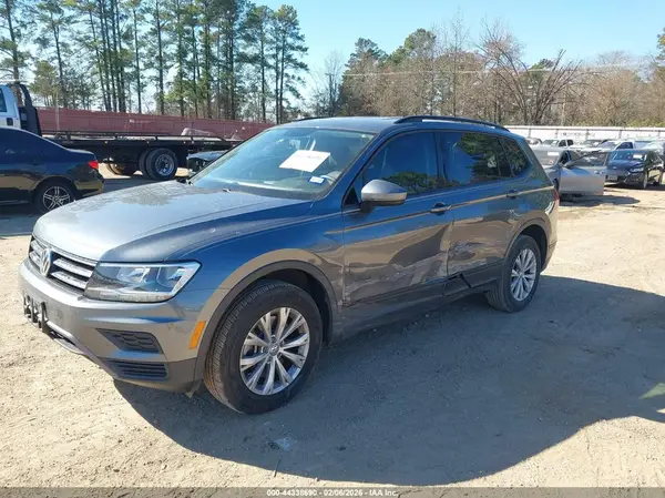 3VV1B7AX1LM134442 2020 VOLKSWAGEN TIGUAN - Image 2
