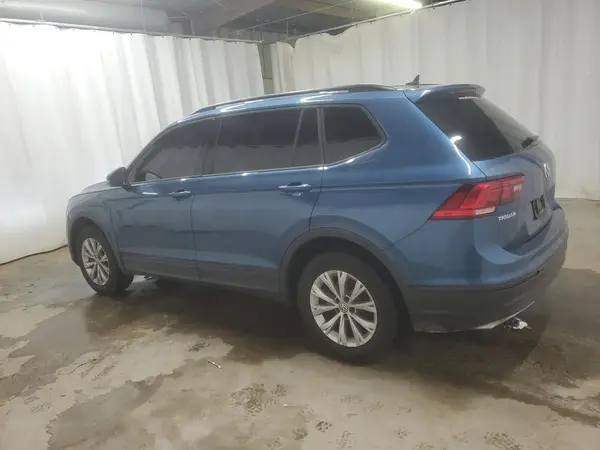 3VV1B7AX1LM142203 2020 VOLKSWAGEN TIGUAN - Image 2