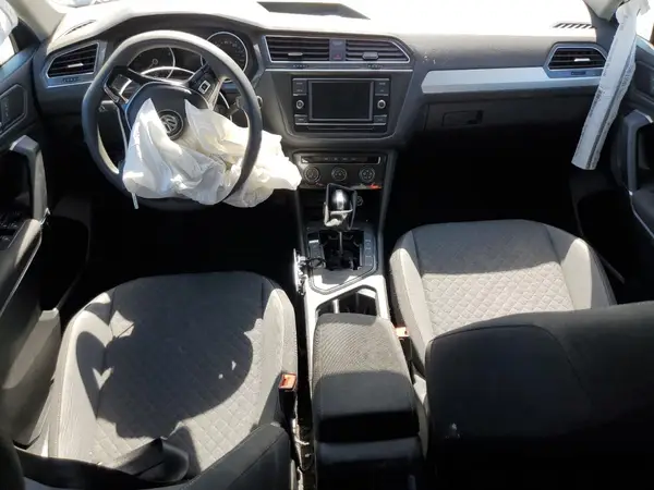 3VV1B7AX1LM145070 2020 VOLKSWAGEN TIGUAN - Image 8