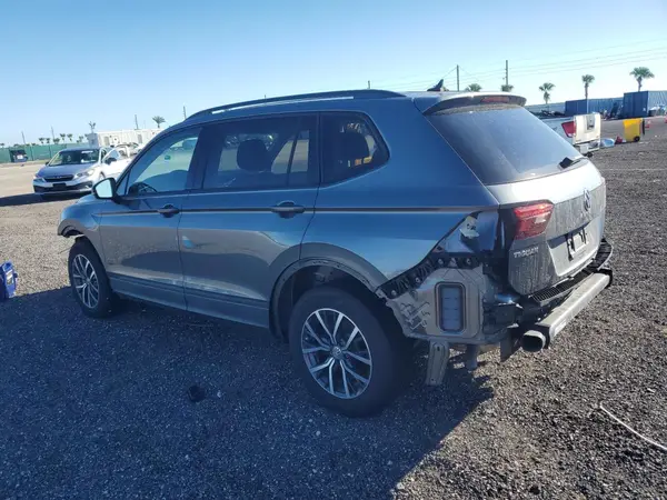 3VV1B7AX1MM043933 2021 VOLKSWAGEN TIGUAN - Image 2