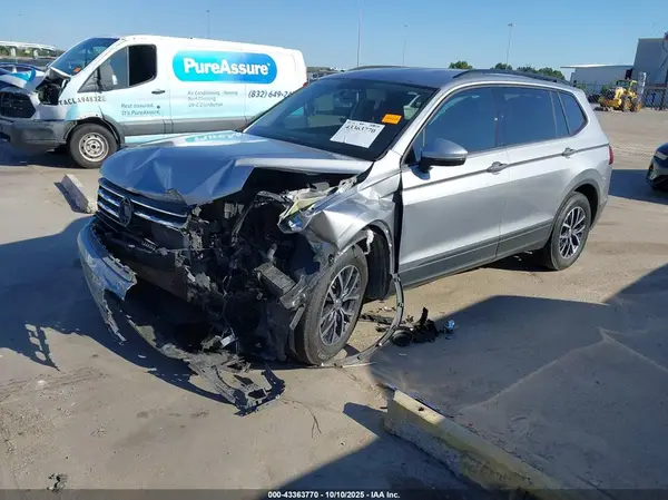 3VV1B7AX1MM053524 2021 VOLKSWAGEN TIGUAN - Image 2