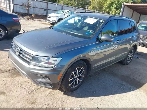 3VV1B7AX1MM132949 2021 VOLKSWAGEN TIGUAN - Image 2