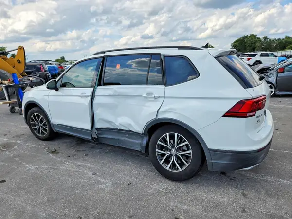 3VV1B7AX1MM145670 2021 VOLKSWAGEN TIGUAN - Image 2