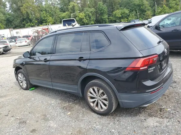 3VV1B7AX2JM014016 2018 VOLKSWAGEN TIGUAN - Image 2