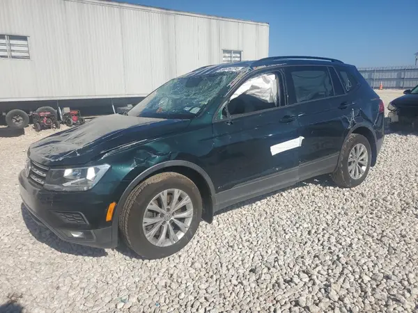 3VV1B7AX2JM018096 2018 VOLKSWAGEN TIGUAN - Image 1