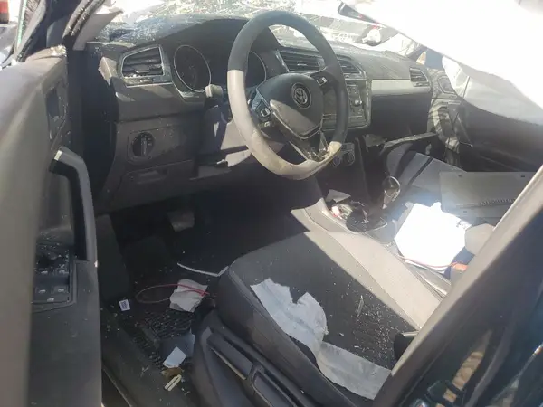 3VV1B7AX2JM018096 2018 VOLKSWAGEN TIGUAN - Image 8