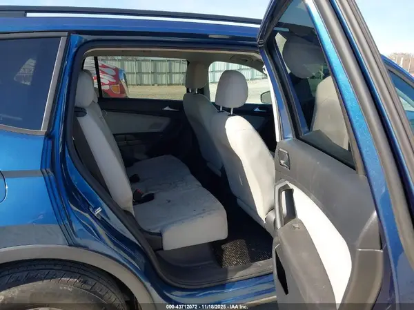 3VV1B7AX2JM021449 2018 VOLKSWAGEN TIGUAN - Image 8