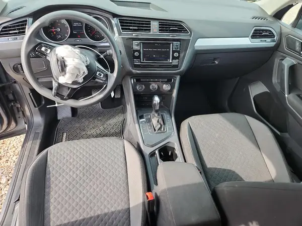 3VV1B7AX2JM030314 2018 VOLKSWAGEN TIGUAN - Image 8
