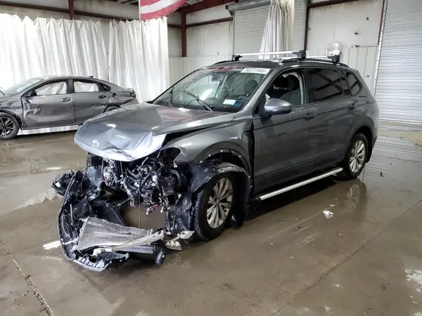 3VV1B7AX2JM030331 2018 VOLKSWAGEN TIGUAN - Image 1