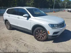 3VV1B7AX2JM067704 2018 VOLKSWAGEN TIGUAN