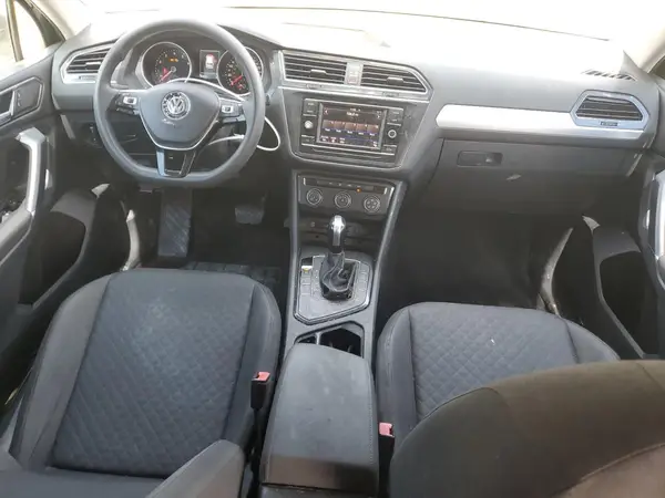 3VV1B7AX2JM072711 2018 VOLKSWAGEN TIGUAN - Image 8