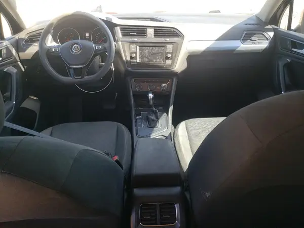 3VV1B7AX2JM090612 2018 VOLKSWAGEN TIGUAN - Image 8