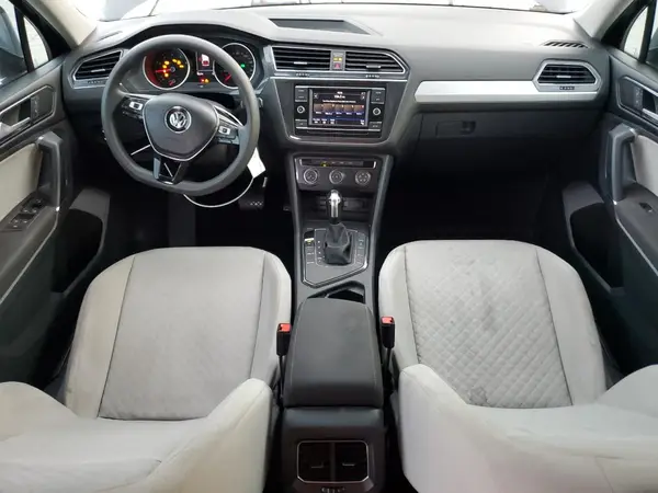 3VV1B7AX2JM119042 2018 VOLKSWAGEN TIGUAN - Image 8