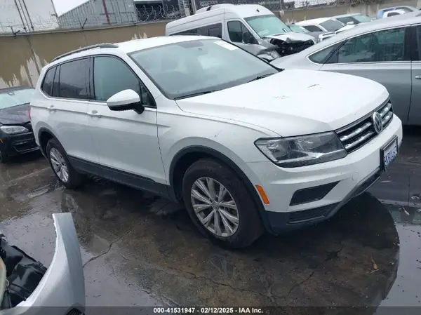 3VV1B7AX2KM011599 2019 VOLKSWAGEN TIGUAN - Image 1