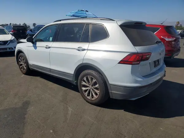 3VV1B7AX2KM033165 2019 VOLKSWAGEN TIGUAN - Image 2