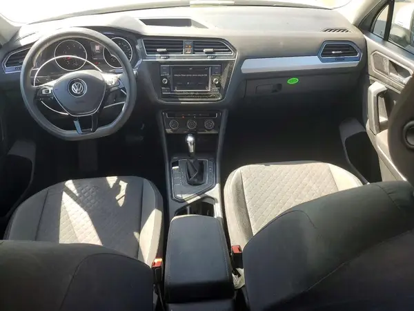 3VV1B7AX2KM033165 2019 VOLKSWAGEN TIGUAN - Image 8