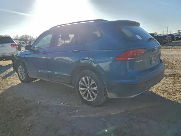 3VV1B7AX2KM079000 2019 VOLKSWAGEN TIGUAN - Image 2
