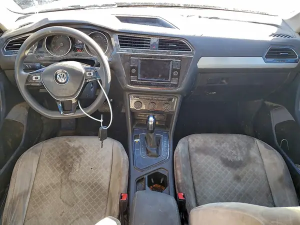 3VV1B7AX2KM079000 2019 VOLKSWAGEN TIGUAN - Image 8