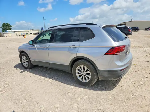 3VV1B7AX2KM088084 2019 VOLKSWAGEN TIGUAN - Image 2