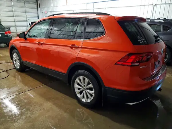 3VV1B7AX2KM094063 2019 VOLKSWAGEN TIGUAN - Image 2