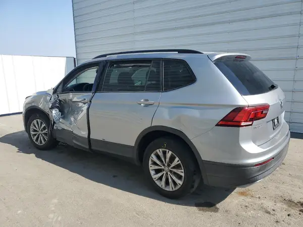 3VV1B7AX2KM097772 2019 VOLKSWAGEN TIGUAN - Image 2