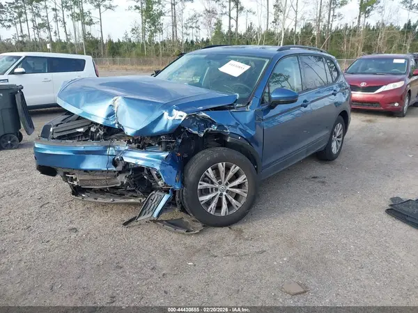 3VV1B7AX2KM117065 2019 VOLKSWAGEN TIGUAN - Image 2