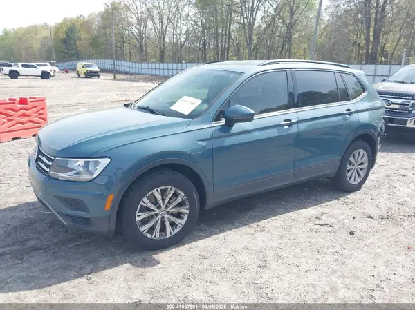 3VV1B7AX2KM131063 2019 VOLKSWAGEN TIGUAN - Image 2