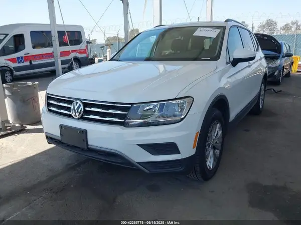 3VV1B7AX2KM176326 2019 VOLKSWAGEN TIGUAN - Image 2