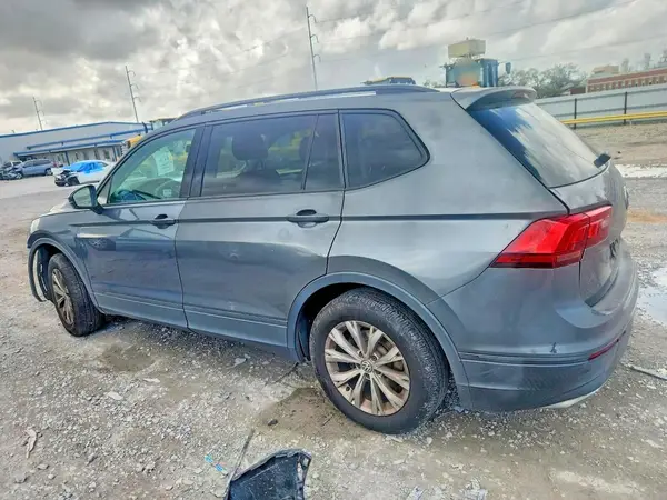 3VV1B7AX2KM198486 2019 VOLKSWAGEN TIGUAN - Image 2