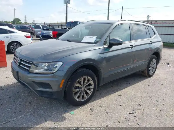3VV1B7AX2LM005870 2020 VOLKSWAGEN TIGUAN - Image 2