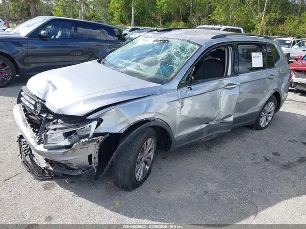3VV1B7AX2LM034625 2020 VOLKSWAGEN TIGUAN - Image 2