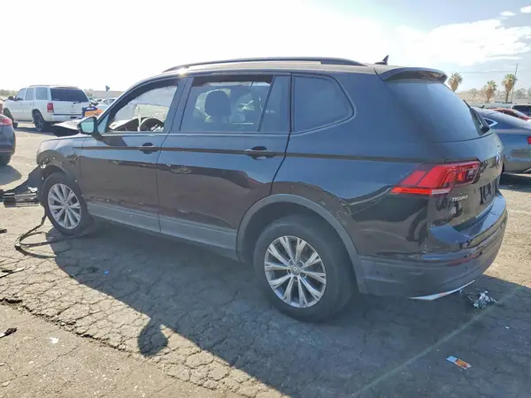 3VV1B7AX2LM047889 2020 VOLKSWAGEN TIGUAN - Image 2
