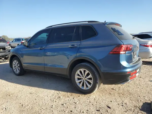 3VV1B7AX2LM059587 2020 VOLKSWAGEN TIGUAN - Image 2