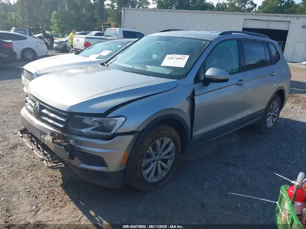 3VV1B7AX2LM103166 2020 VOLKSWAGEN TIGUAN - Image 2