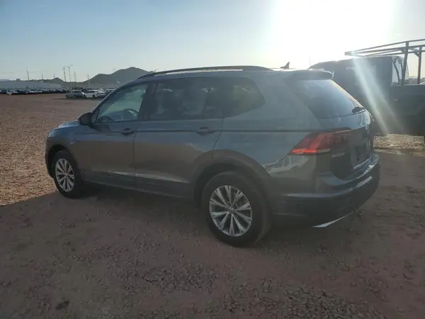 3VV1B7AX2LM103958 2020 VOLKSWAGEN TIGUAN - Image 2