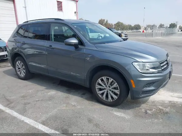 3VV1B7AX2LM103992 2020 VOLKSWAGEN TIGUAN - Image 1