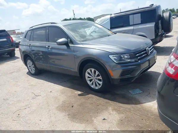 3VV1B7AX2LM117438 2020 VOLKSWAGEN TIGUAN - Image 1