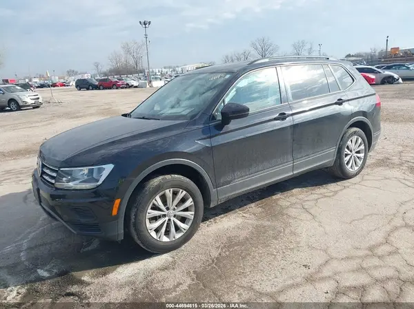 3VV1B7AX2LM174383 2020 VOLKSWAGEN TIGUAN - Image 2