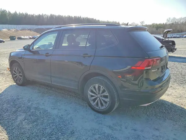 3VV1B7AX2LM175596 2020 VOLKSWAGEN TIGUAN - Image 2