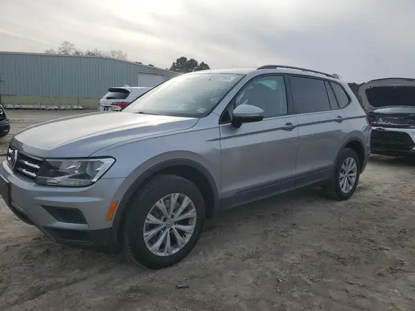 3VV1B7AX2LM180149 2020 VOLKSWAGEN TIGUAN - Image 1