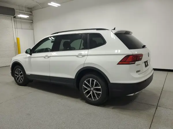 3VV1B7AX2MM022833 2021 VOLKSWAGEN TIGUAN - Image 2