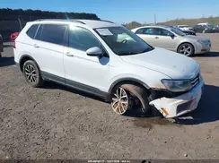 3VV1B7AX2MM022959 2021 VOLKSWAGEN TIGUAN