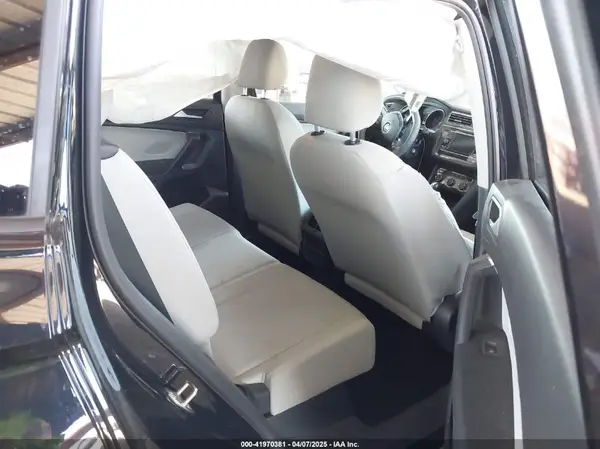 3VV1B7AX2MM055220 2021 VOLKSWAGEN TIGUAN - Image 8