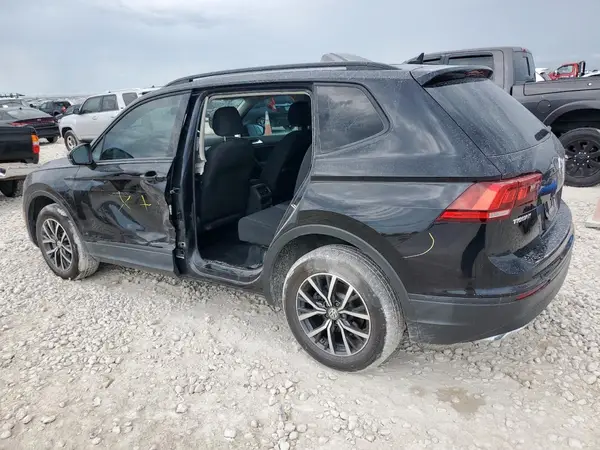 3VV1B7AX2MM067559 2021 VOLKSWAGEN TIGUAN - Image 2